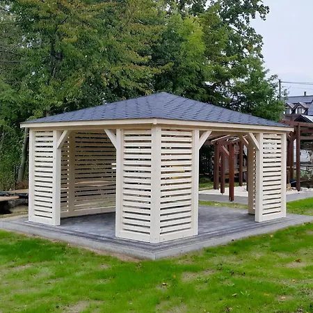 Landhaus Dom Nad Jeziorem Lasmiady *