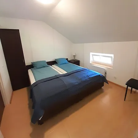 Dom Nad Jeziorem Lasmiady Landhaus