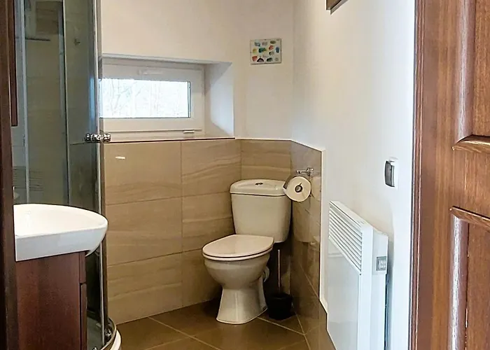 Dom Nad Jeziorem Lasmiady Country house