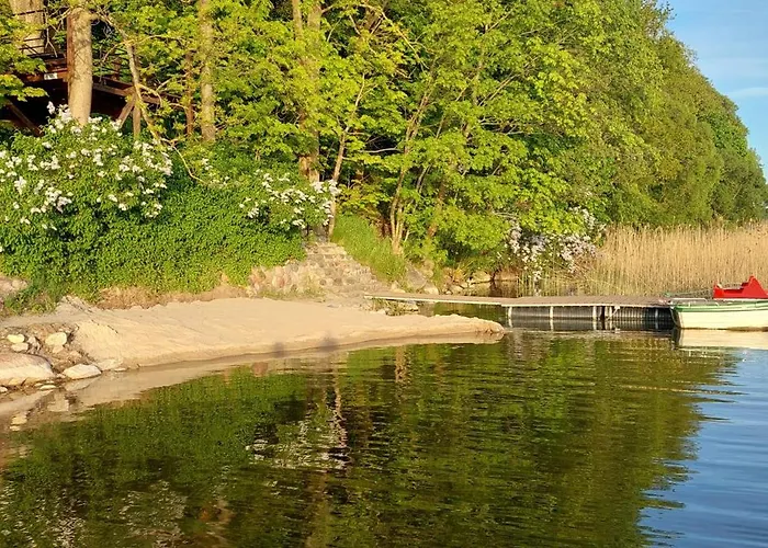 Dom Nad Jeziorem Lasmiady Country house *