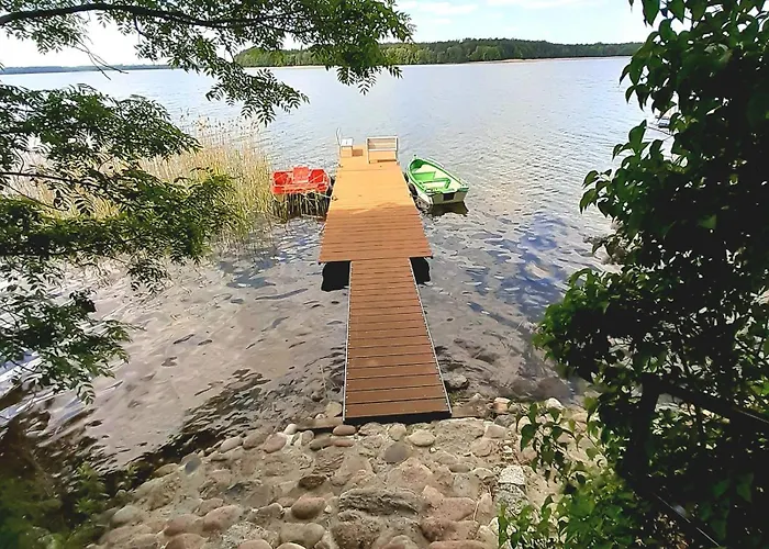 Dom Nad Jeziorem Lasmiady Country house